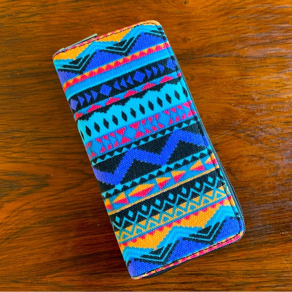 Southwestern Print Wallet NWT